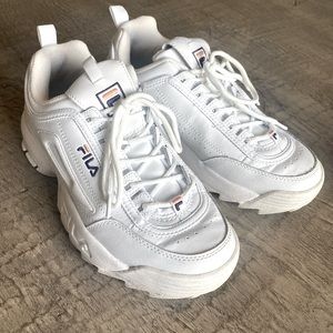 fila trainers size 8